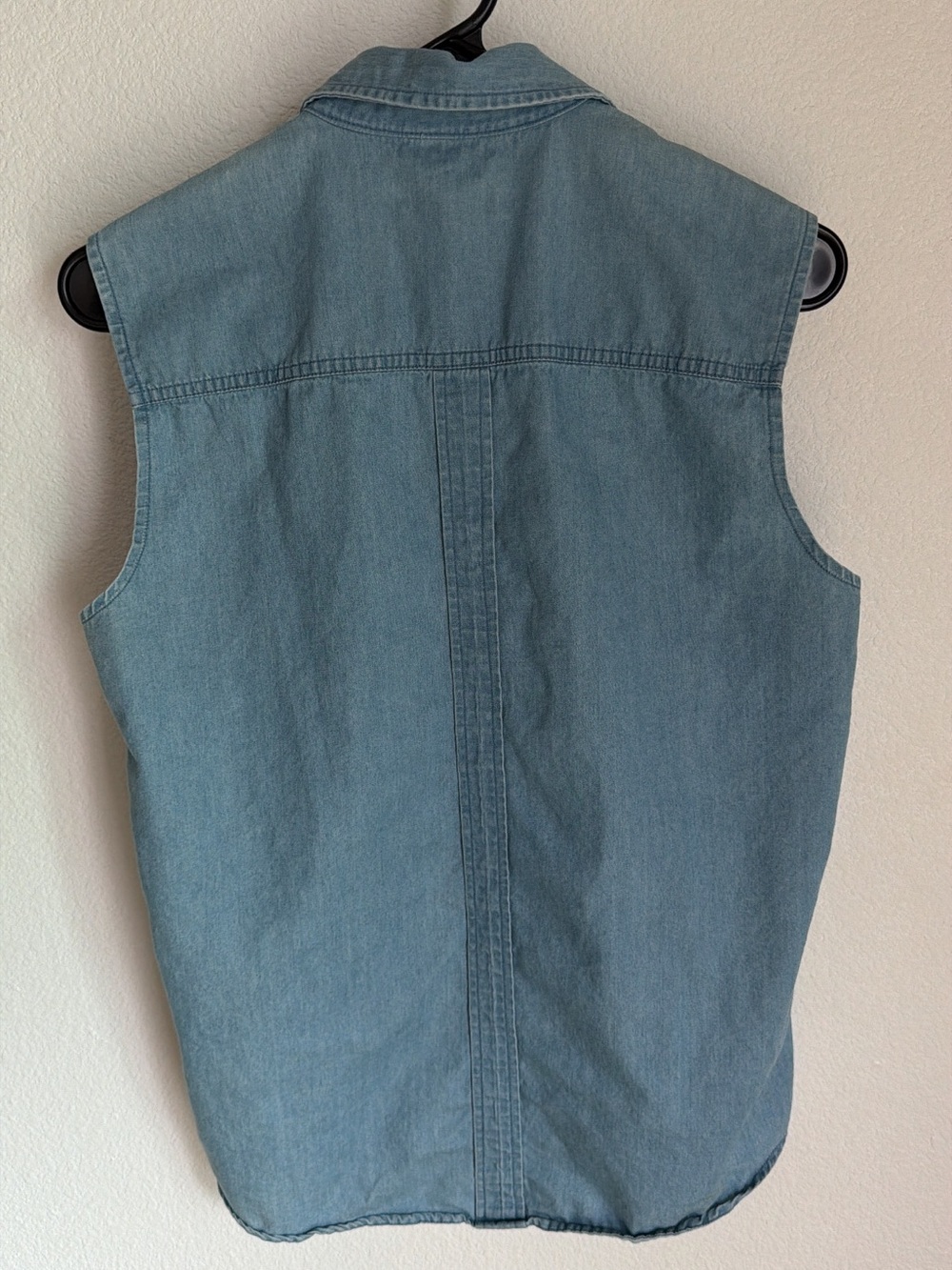7 For All Mankind Light Blue 100% Cotton Sleeveless Denim Button-Down Vest - Picture 2 of 8